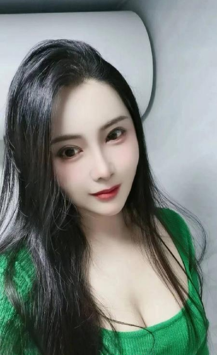 服务好颜值高的粉嫩妹子