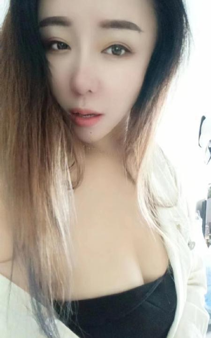 龙华小妖精颜汐