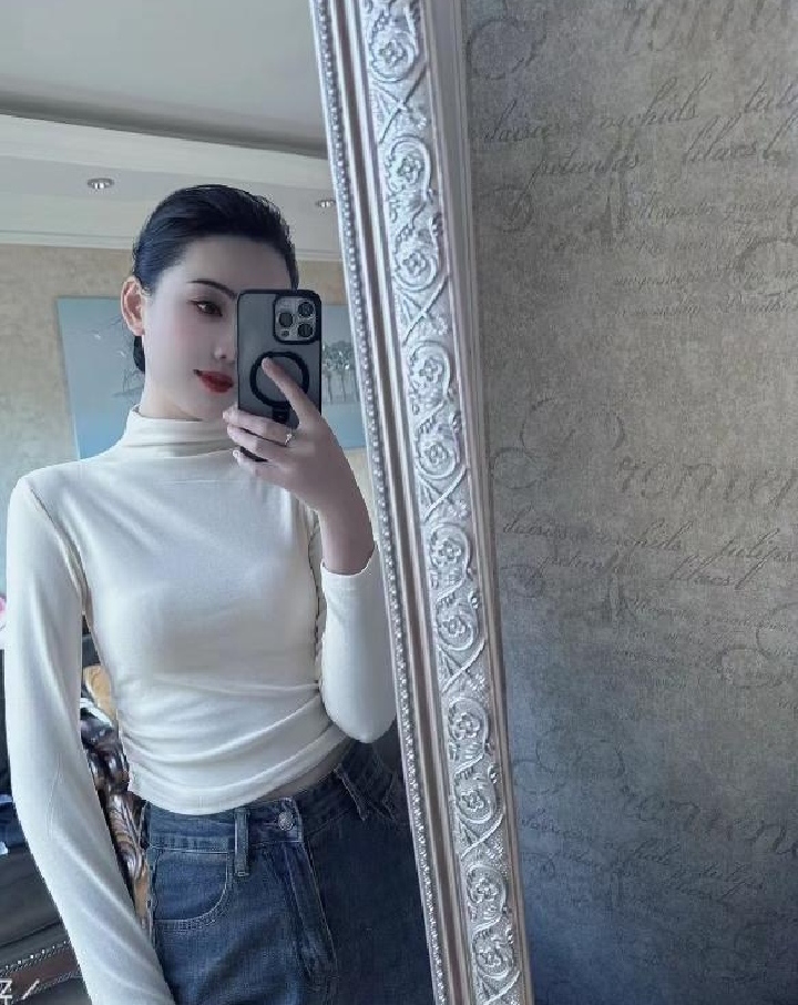 昆明气质御姐依晨