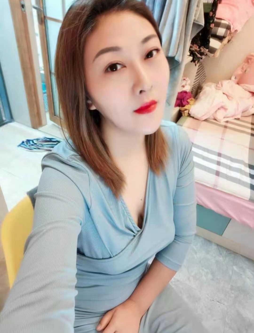 大奶sao妹妹很棒