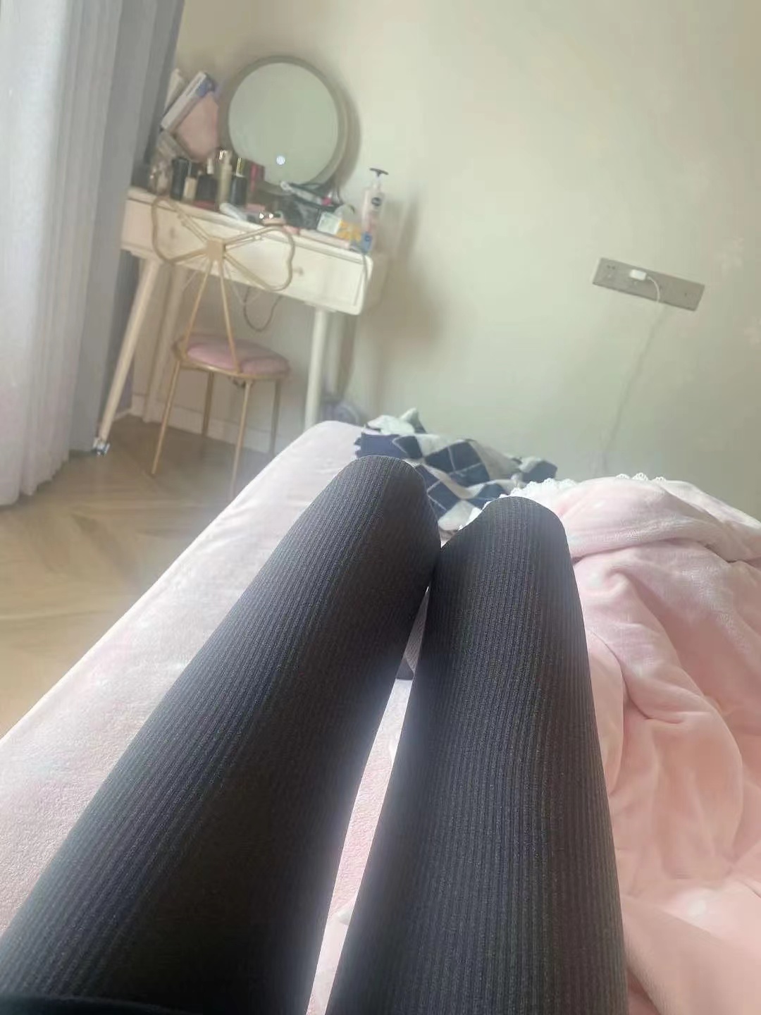 身材好颜值不错的妹子