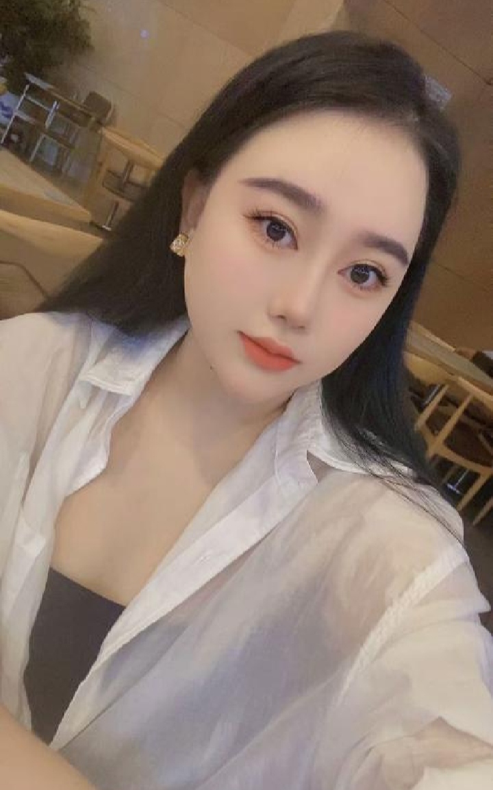 南山邻家妹圆润沛淇