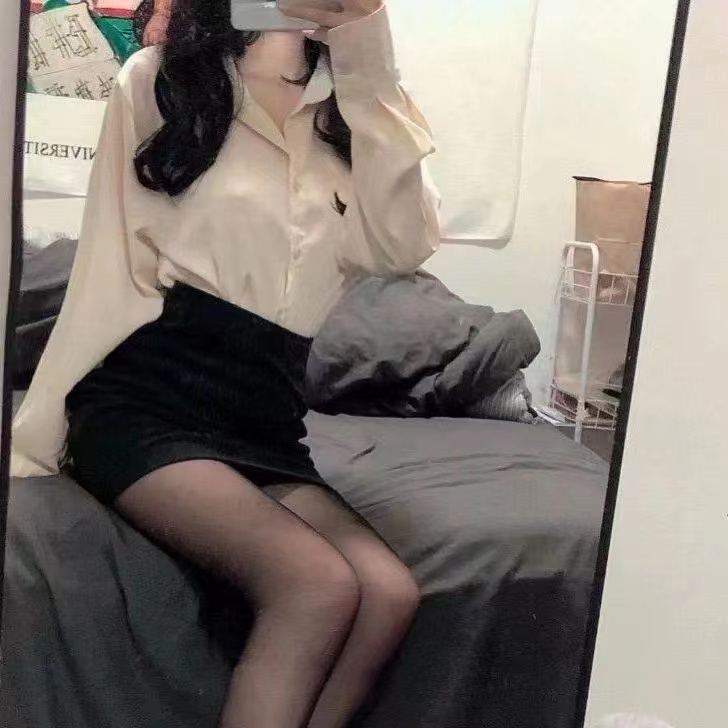 温柔漂亮的小姐姐