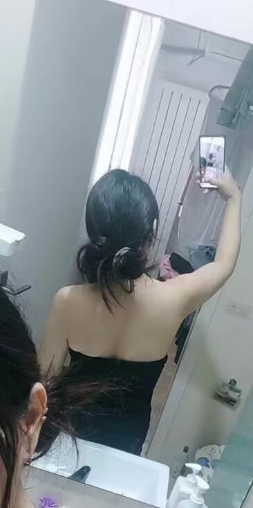 本人比照片好看的小姐姐