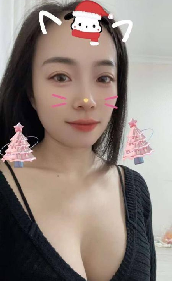 武侯白嫩大胸岚岚