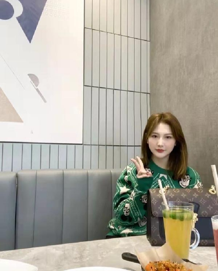 炮打雨花嫩妹惠妍