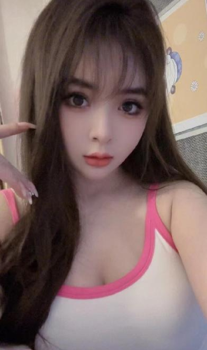 丰满诱人娇艳小新新