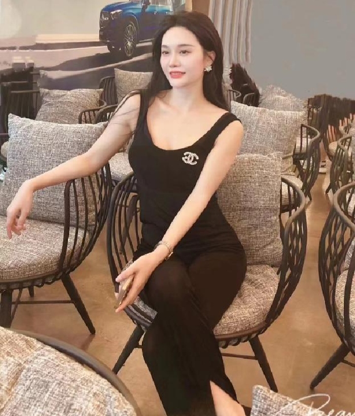 宝安性感火辣瑶瑶