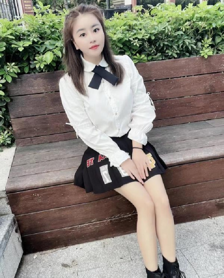 龙华白嫩圆润大胸妹妹