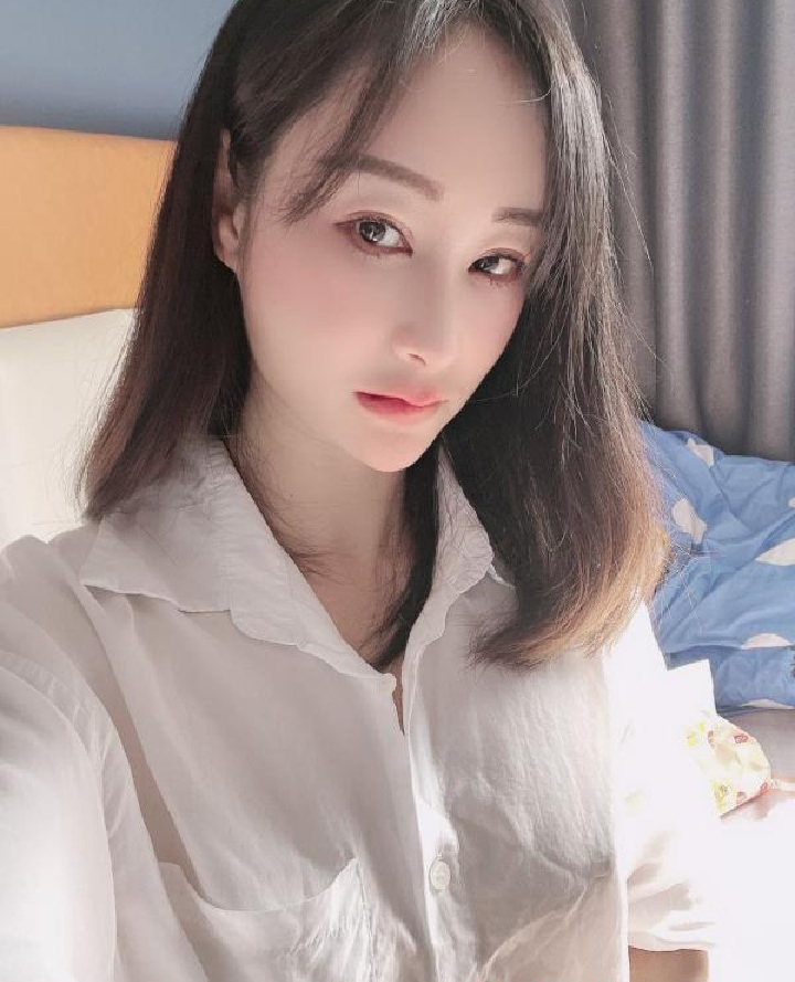 青年路十一小姐姐