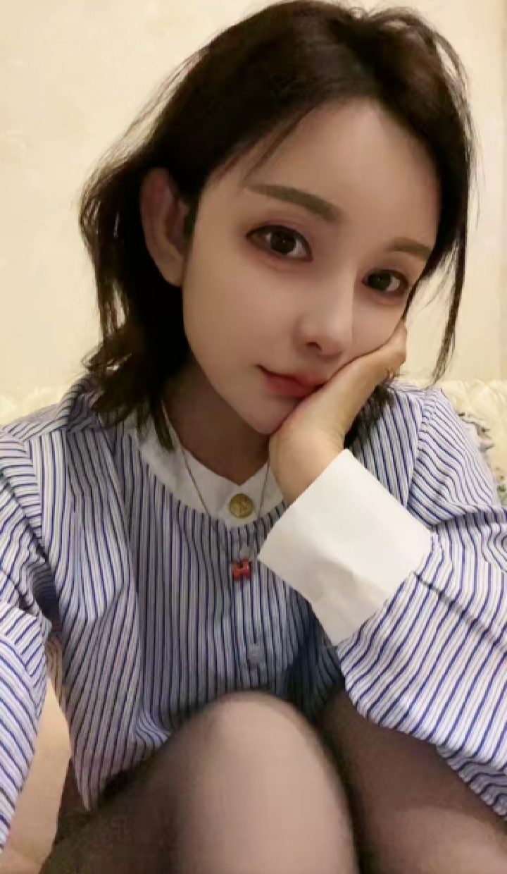 南开粉嫩小叮当