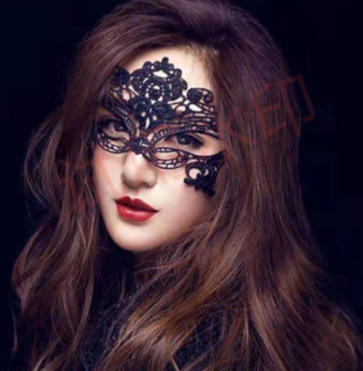 皇寺广场肥臀女