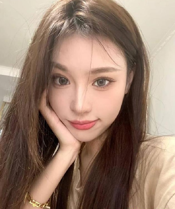 福田大长途性感嫩妹