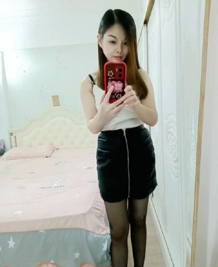 西乡温柔御姐佩佩