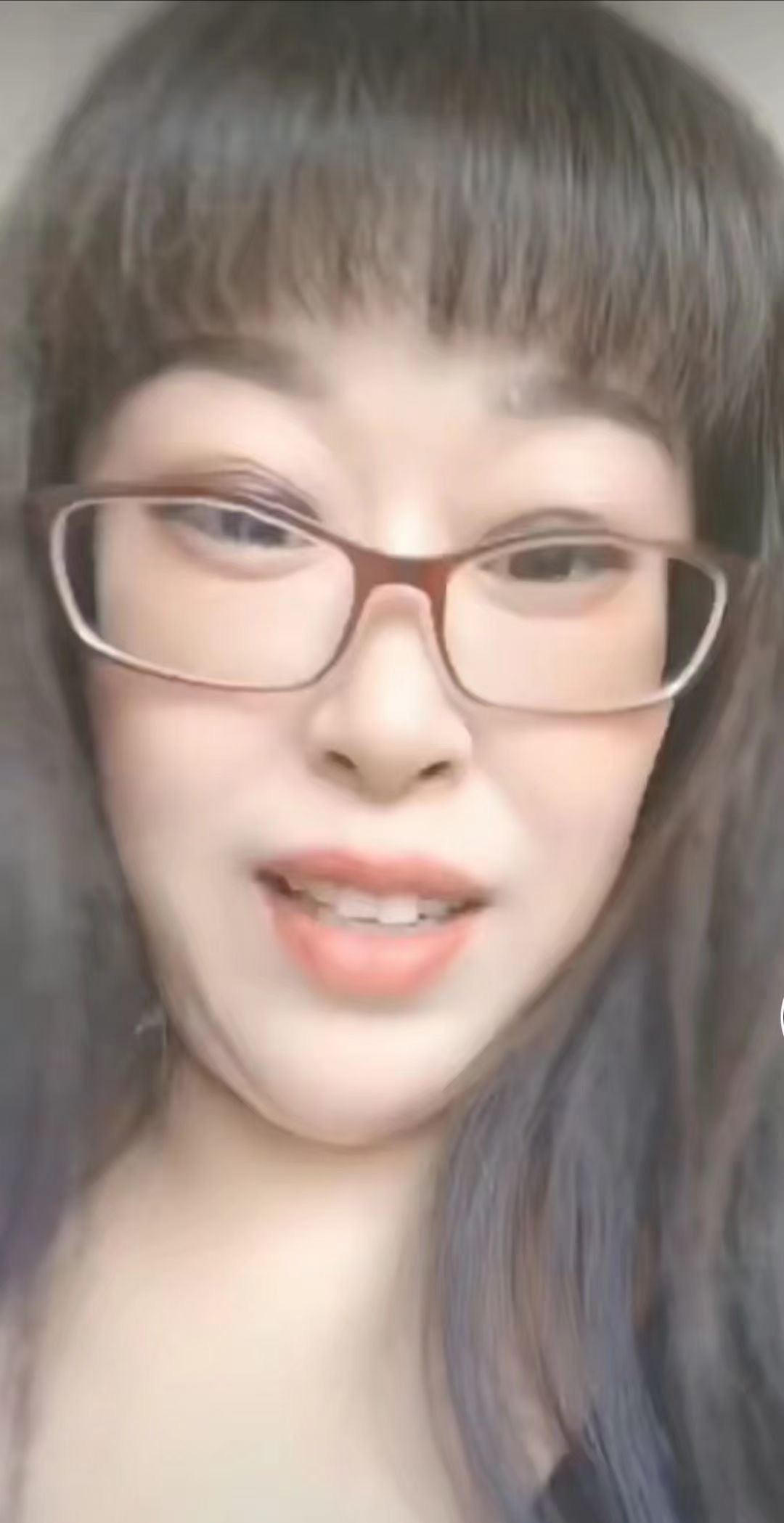 姐姐爆乳，态度不错，在小区，很安全，人挺sao的