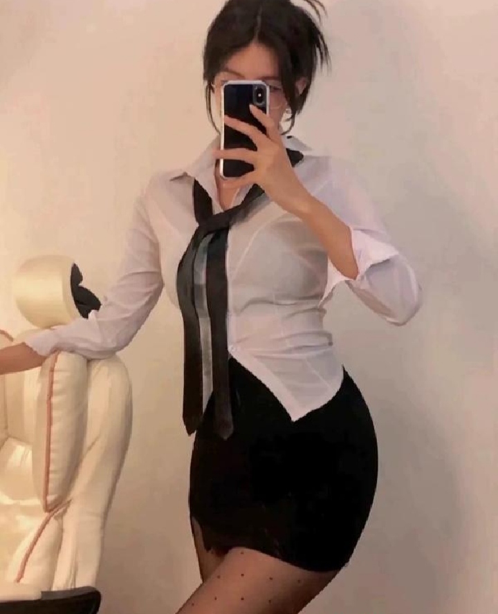 关山湖性感少妇栖栖