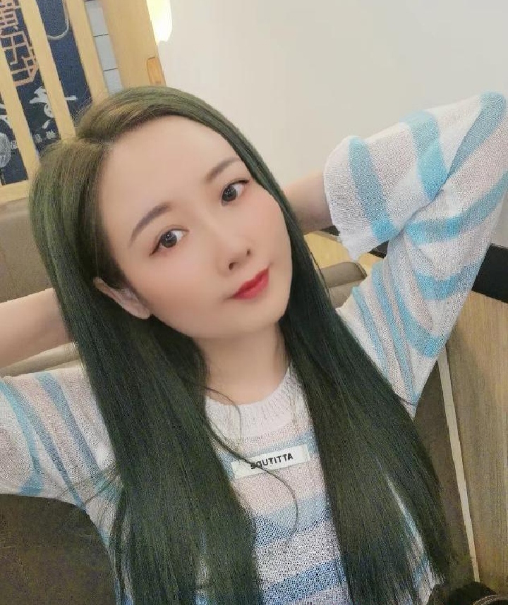 越秀奶泡诱惑泡芙