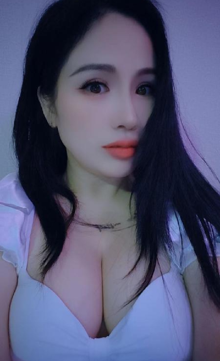 诱惑大胸翘臀气质少妇