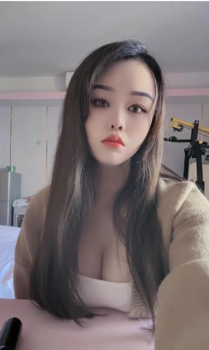 巨乳少妇温情小雅