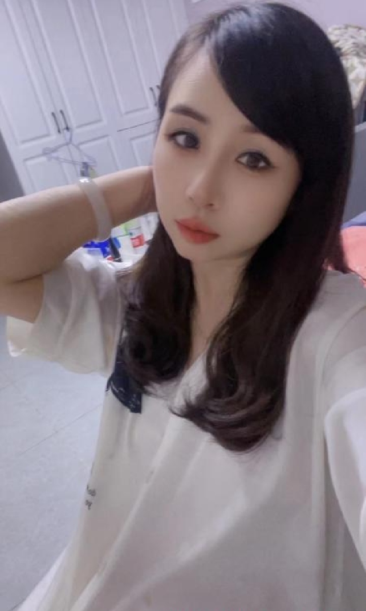 沙坪坝大学城乔乔