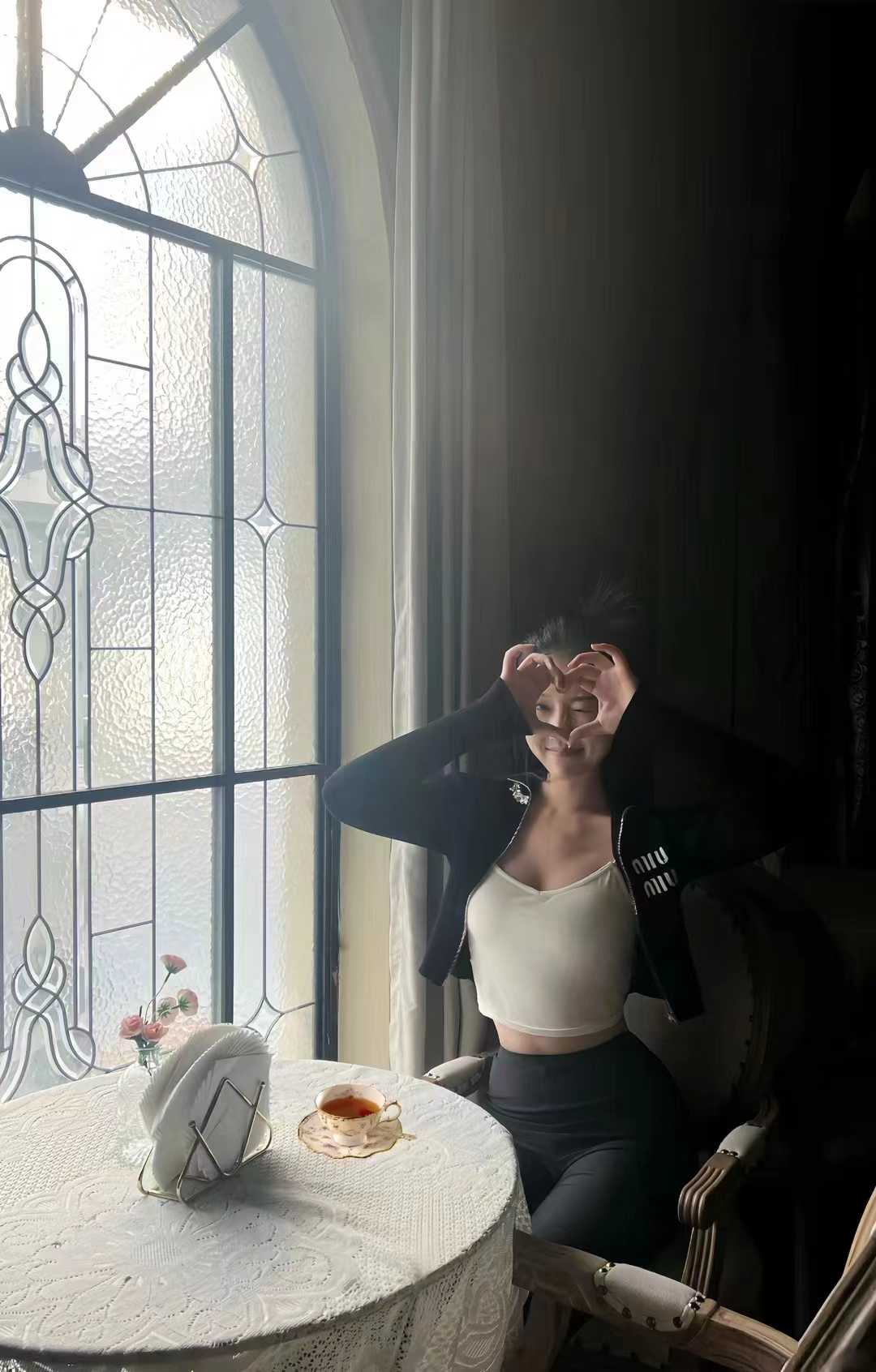 拱墅清纯小美女晴晴