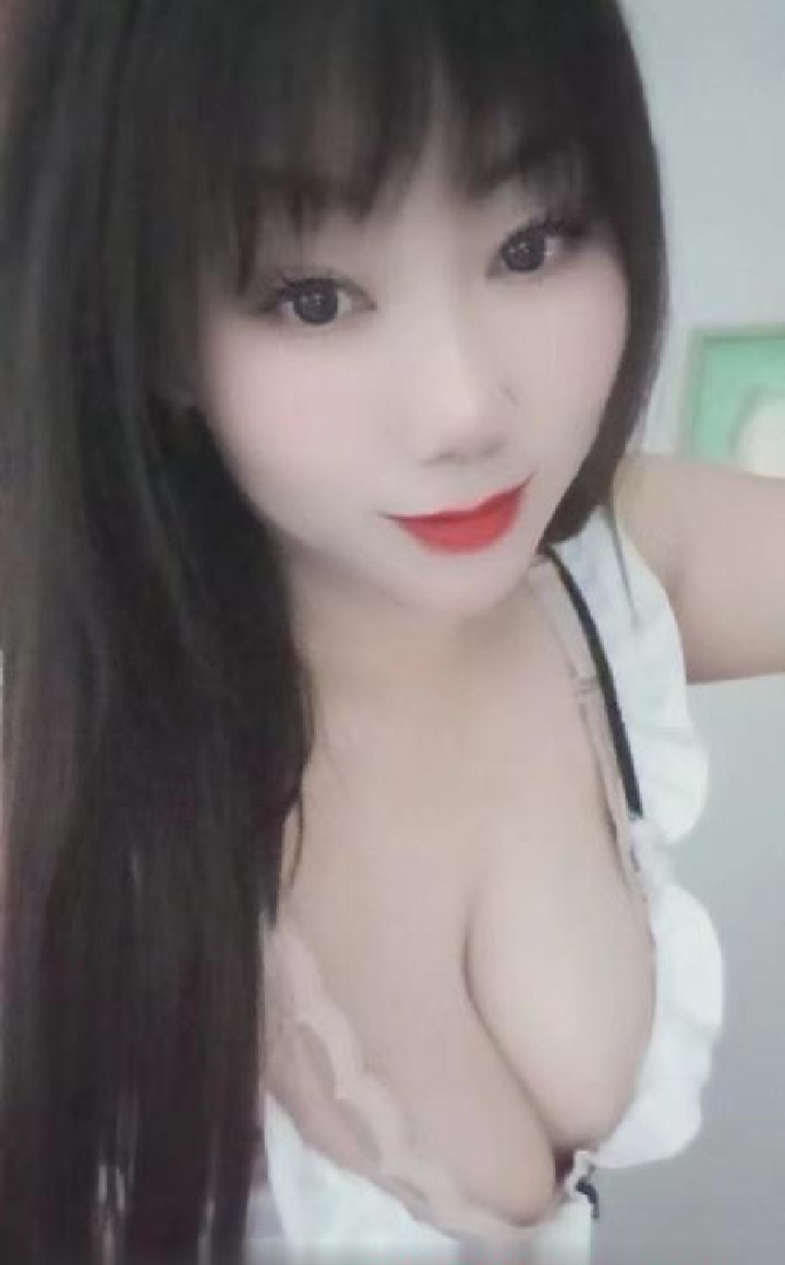 瑶海诱惑大胸服务控