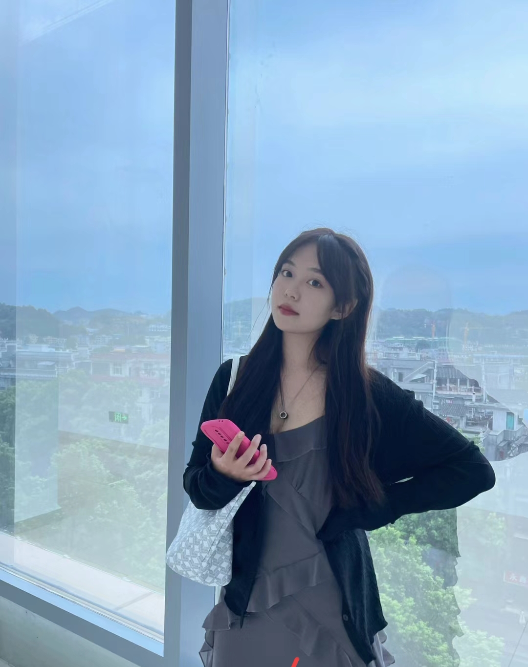 徐东离职后的小护士