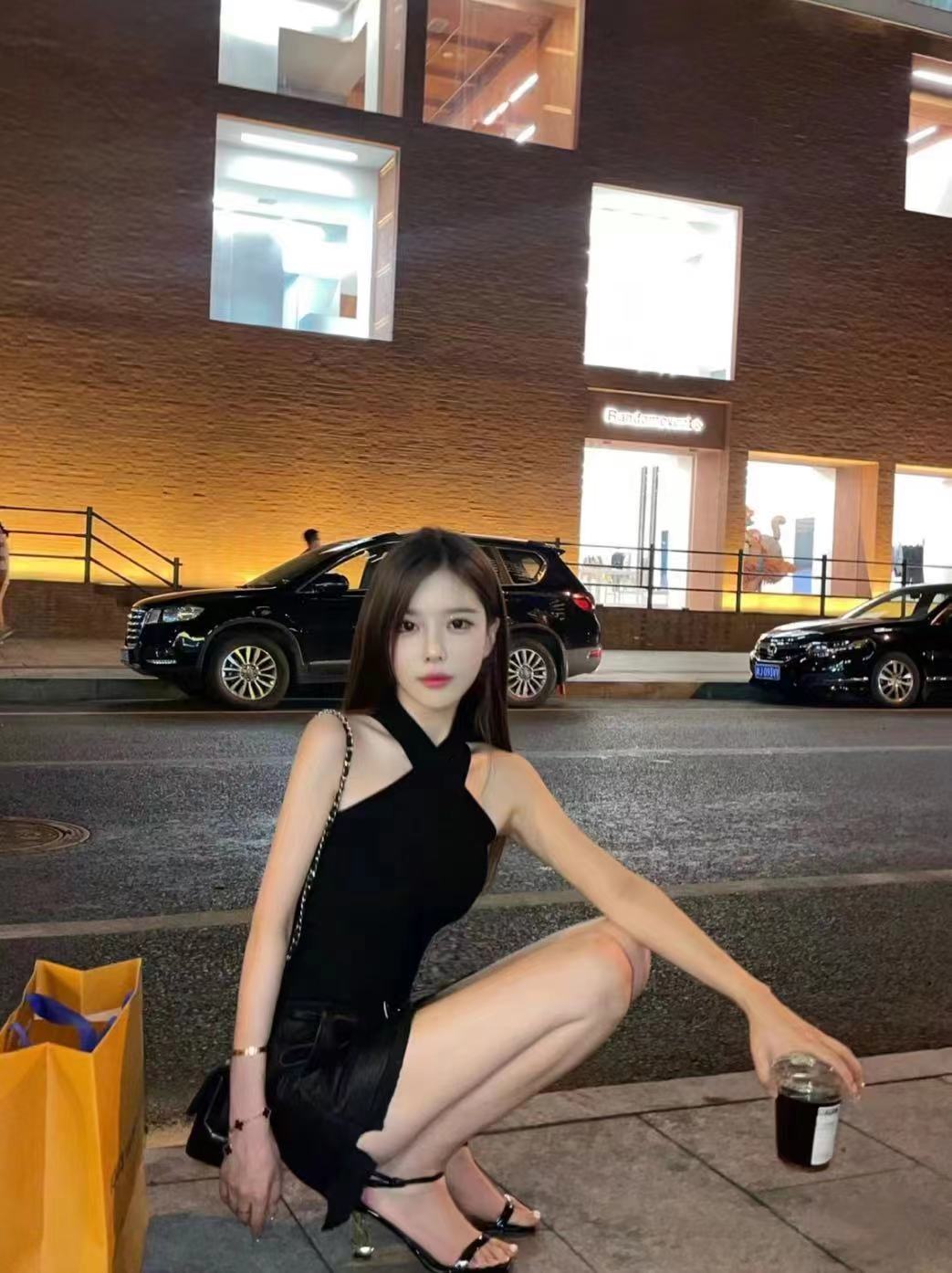 超级有颜值的妹子