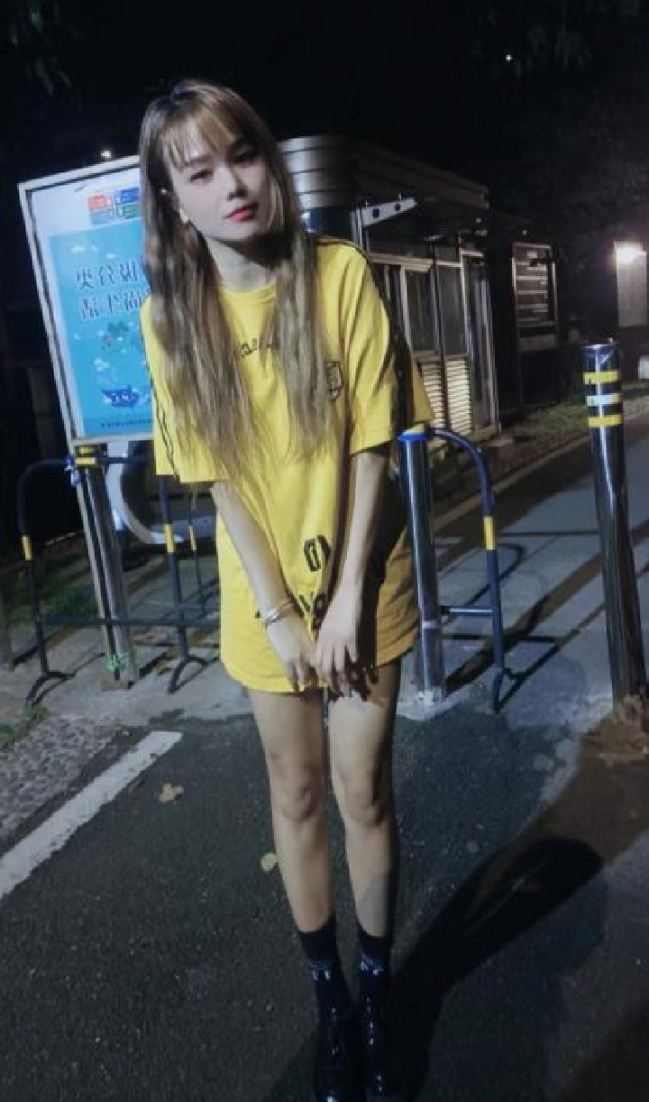 漂亮性感诱惑小姐姐