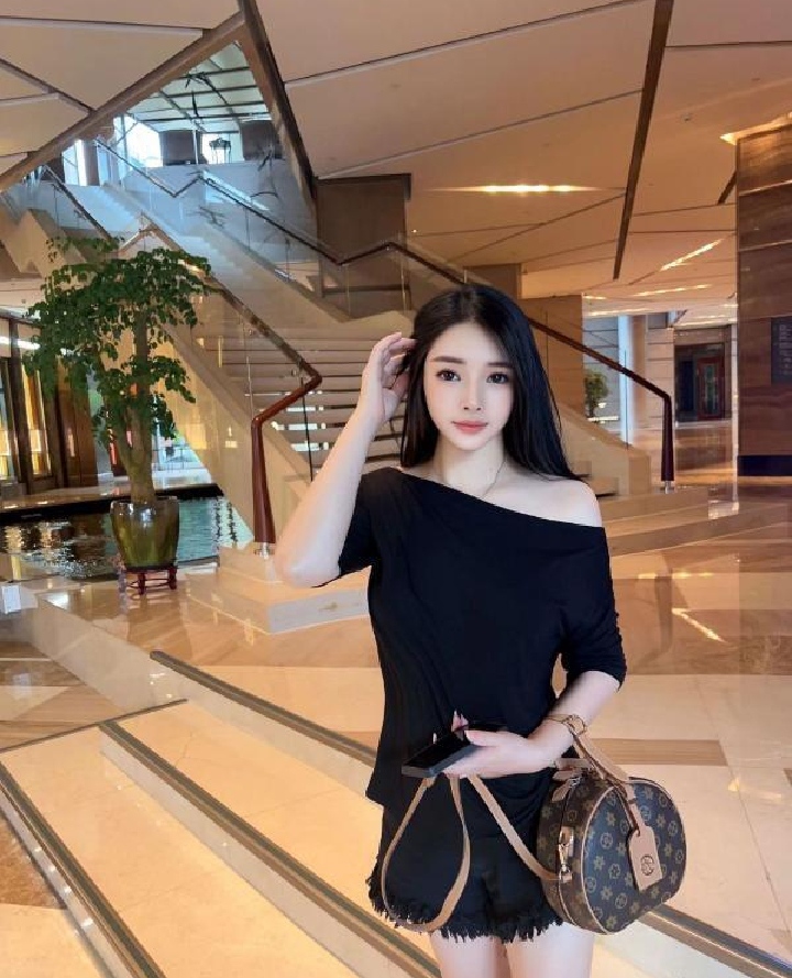 龙华清湖制服曼妮