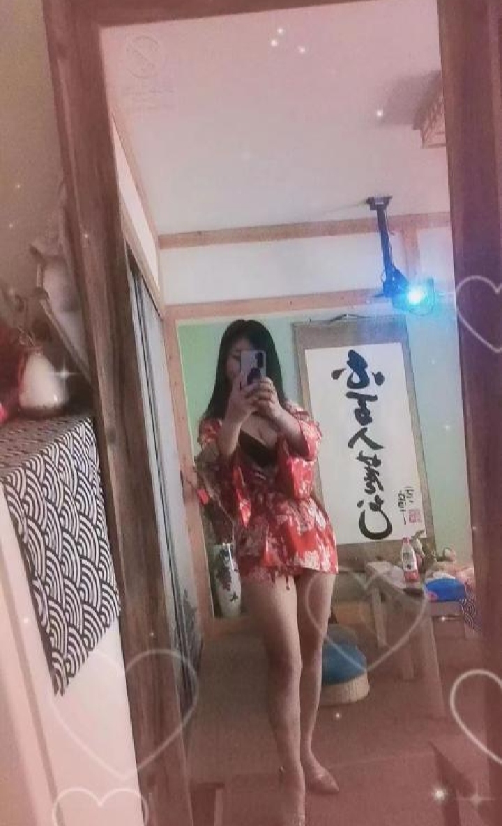 春节也开课的丰满少妇