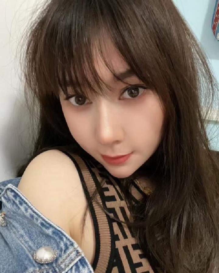 拱北萝莉小姐姐雪梨