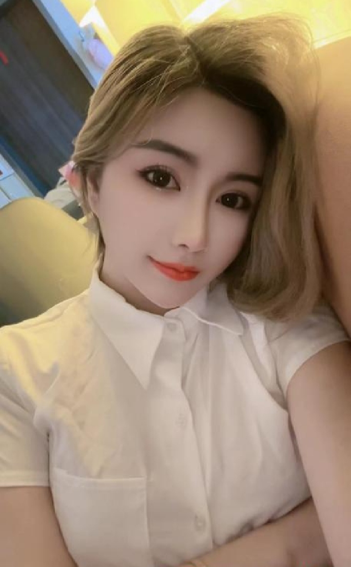 宝安主播小姐姐可可