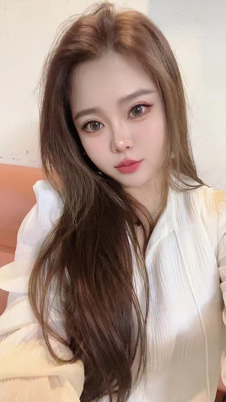 服务温柔的软妹子