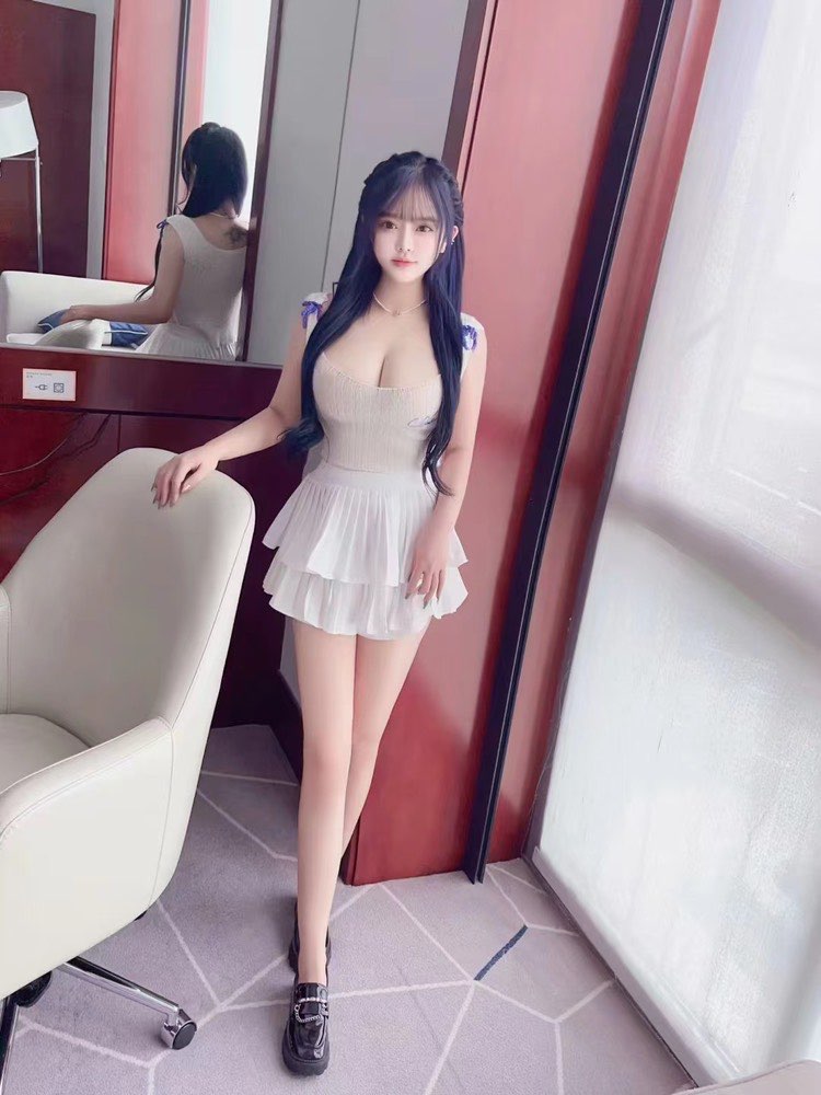 房山绿地诺亚方舟楼凤400起