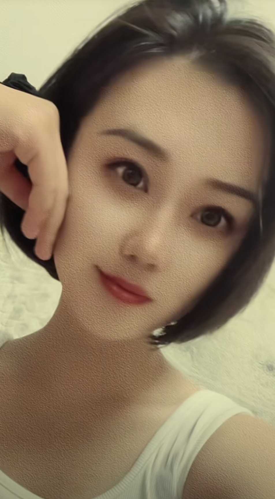 沈阳市一个良家妹子因为忍受不了贫穷和老公离婚下海了