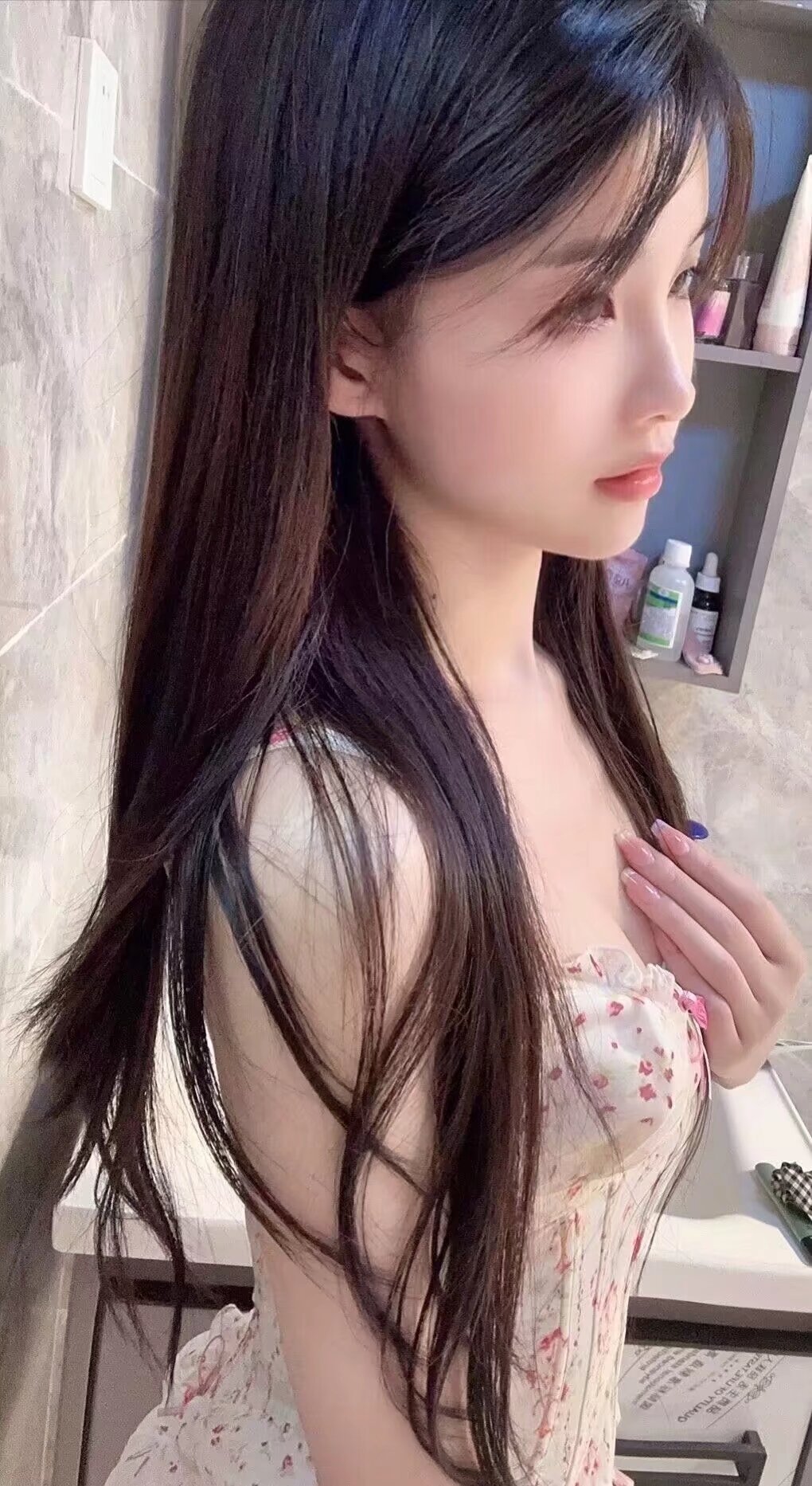 青春气息扑面而来的美少女