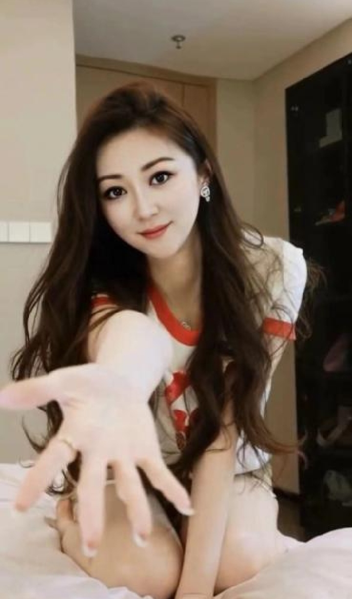 白云魅惑小姐姐可可