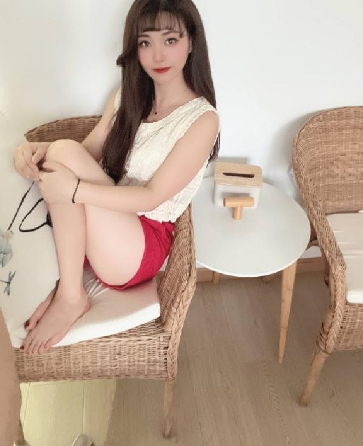 性价比半套嫩妹朵朵