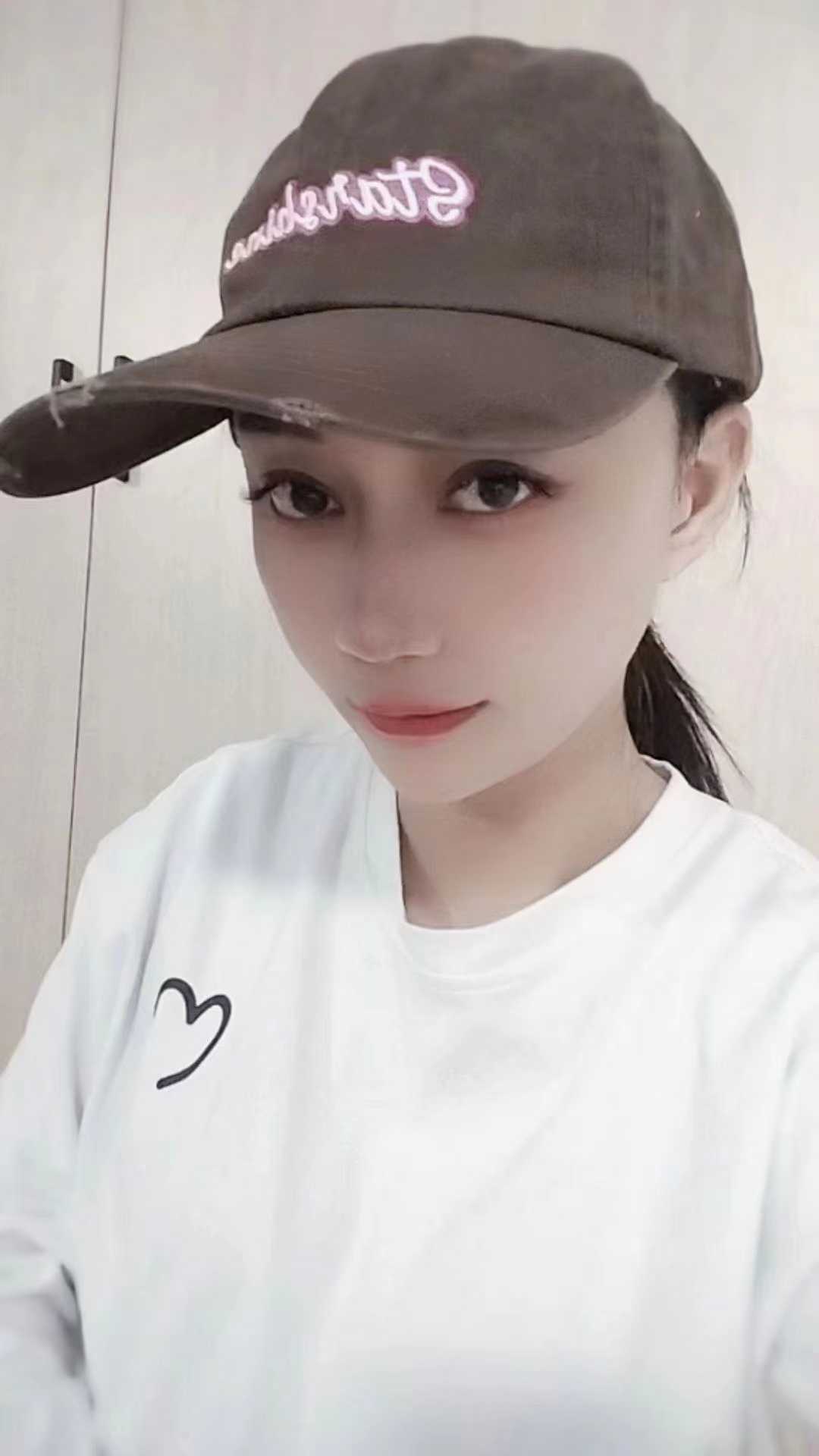 优美性感，大胸少妇