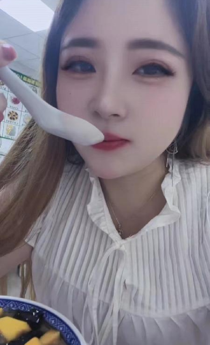 龙华清湖颜值夏夏