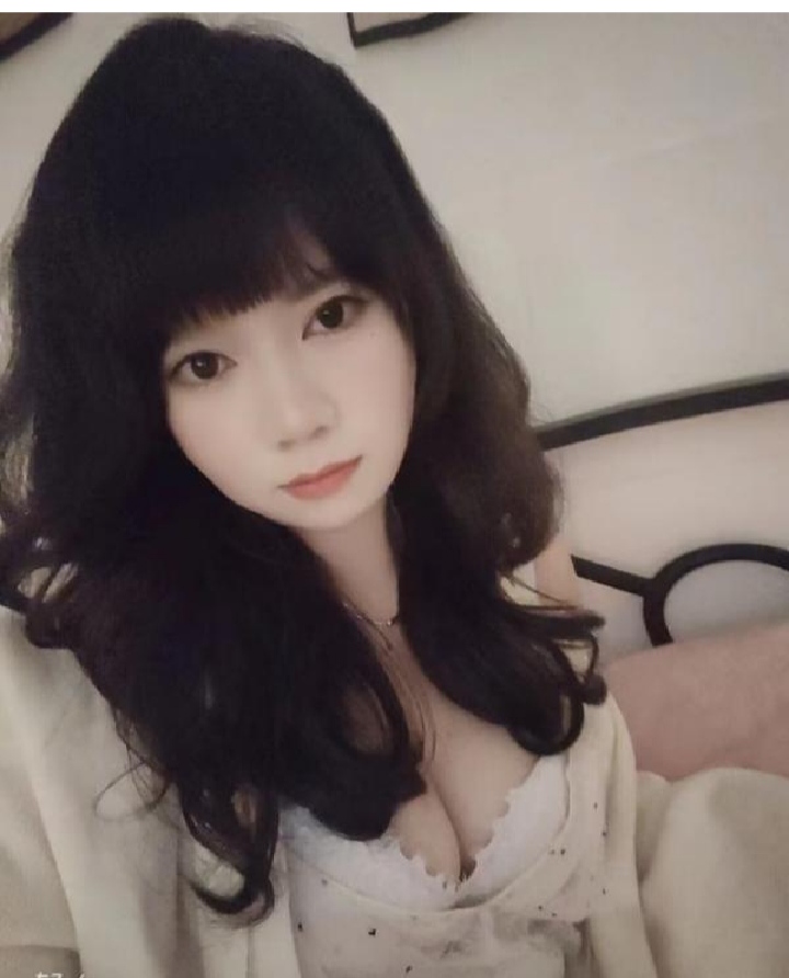 坪洲大胸妹小雪