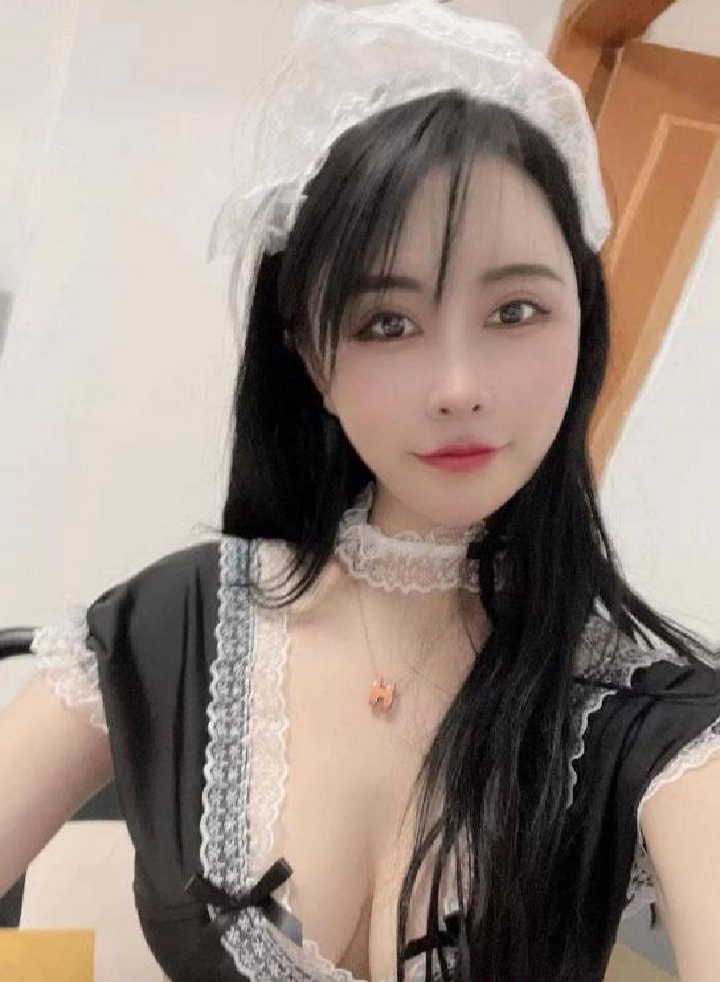 洪山情趣制服小少妇