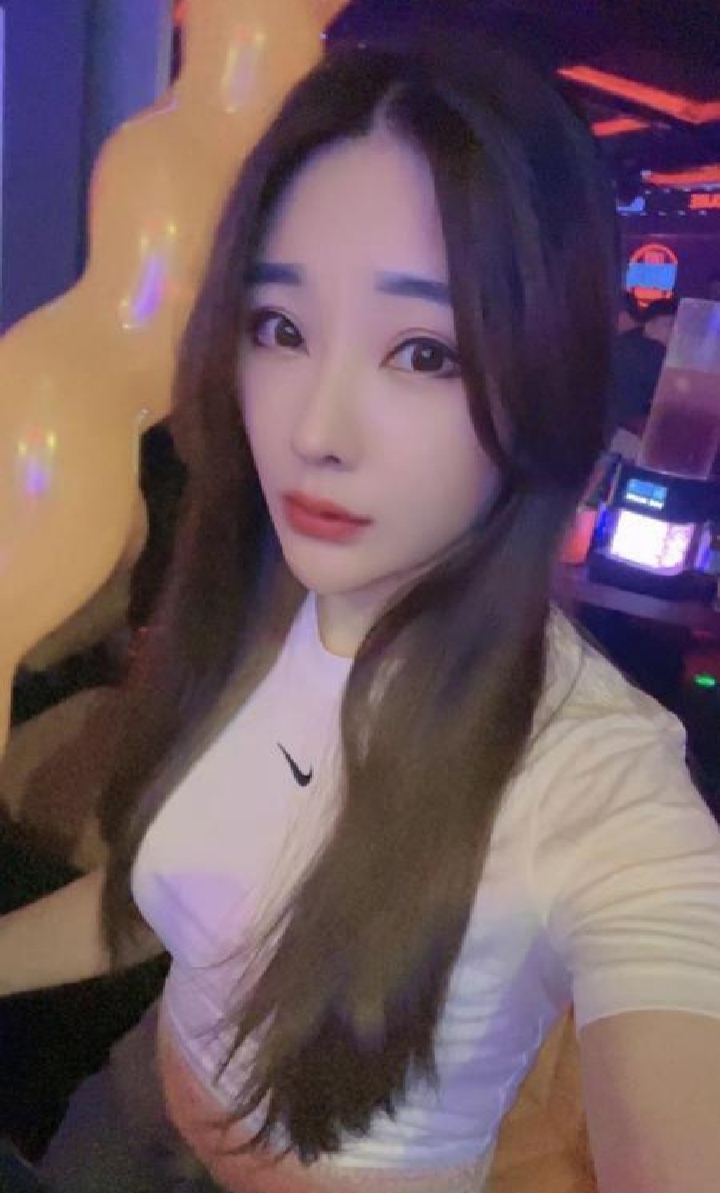 南山丝袜制服紫怡