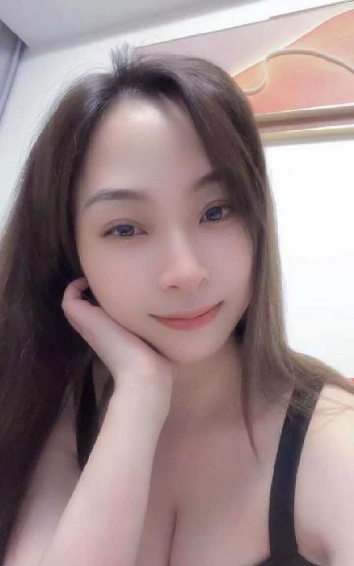 开大区白嫩诱惑静静