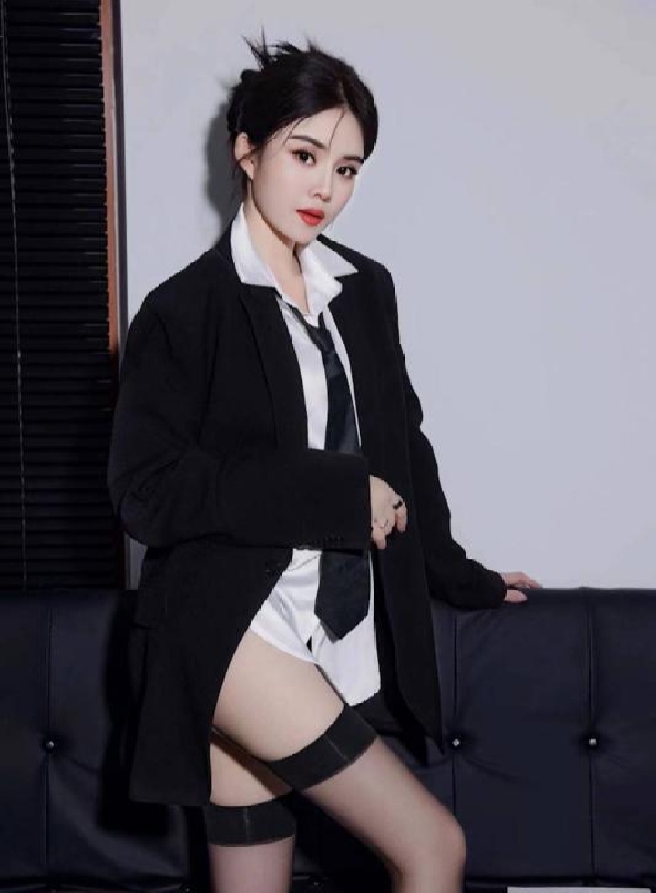 蜀山大胸风情少妇