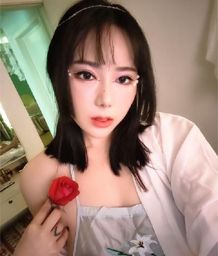 Sao浪大奶少妇葡萄