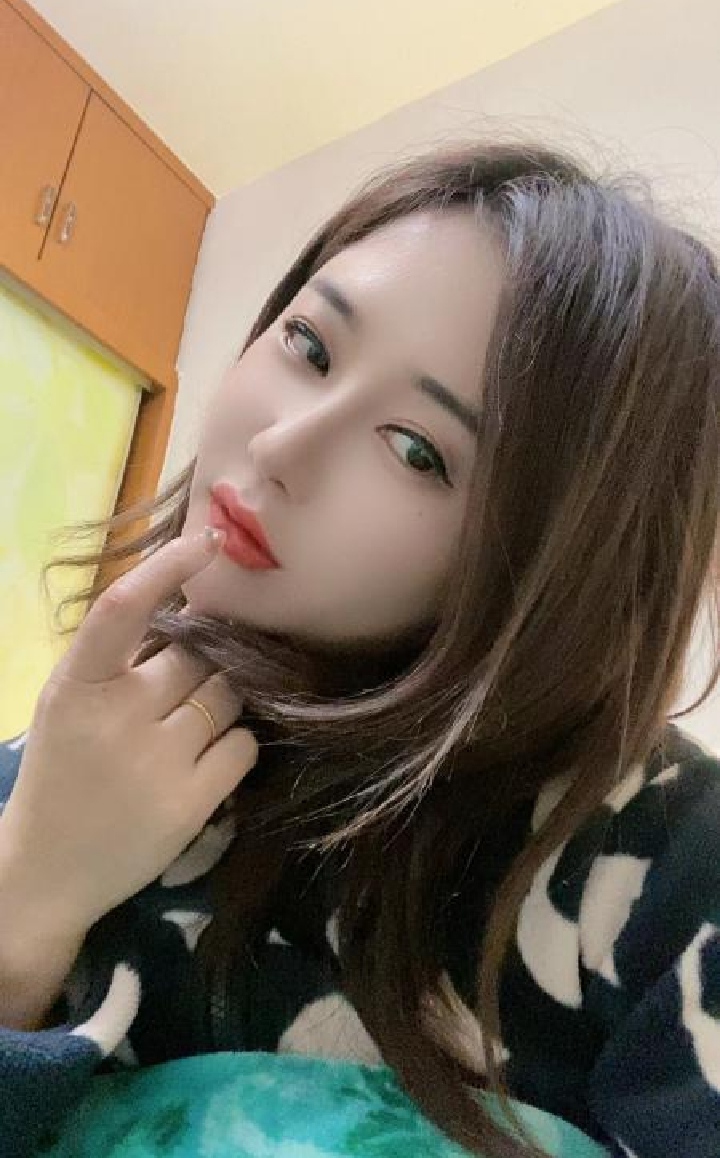 园区诱人小萝莉米娅