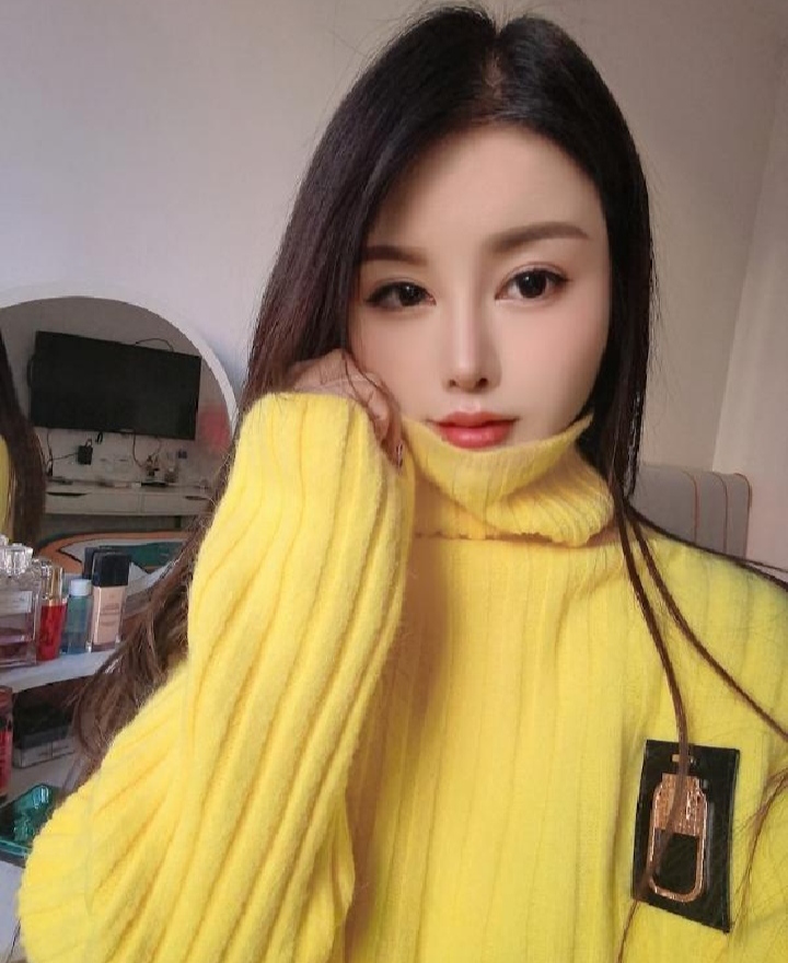 风情瑜伽老师悦月