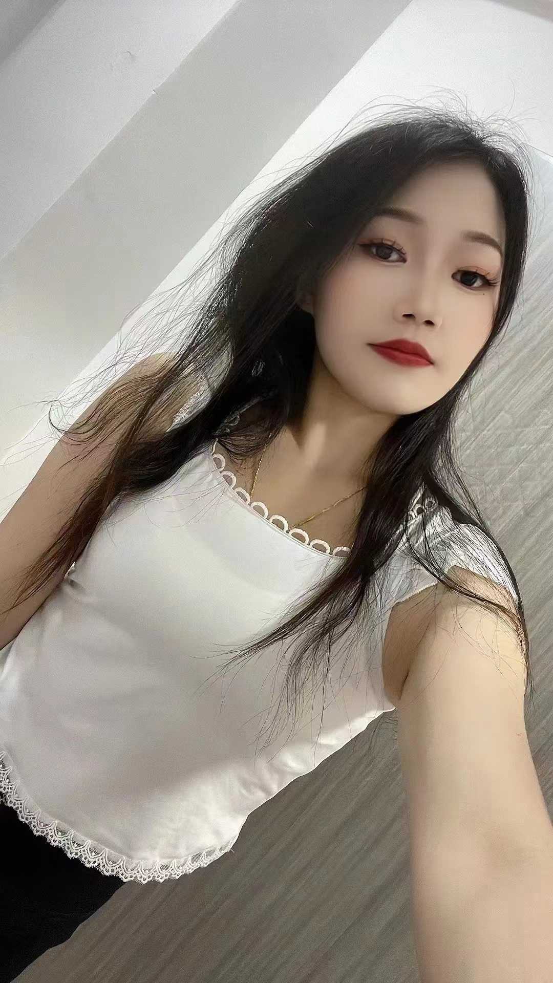 服务很棒人很热情的妹子